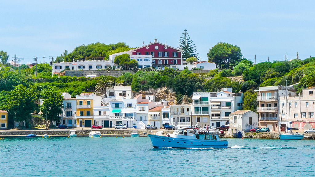 Las 8 mejores playas y calas de Menorca
