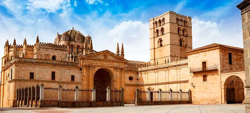 Car Hire in Zamora