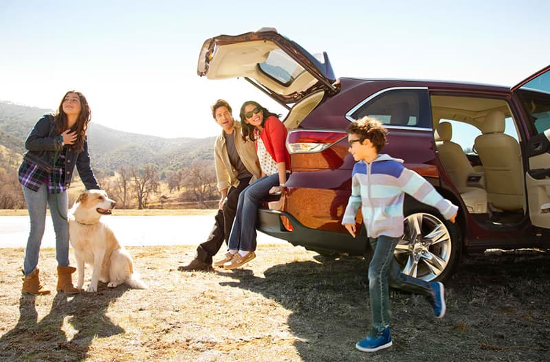 ¿Por qué Alquilar un Coche Familiar con DoYouSpain?